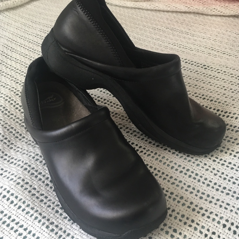 Dansko slip resistant clogs